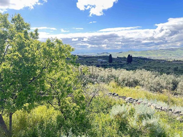 rudere in vendita a Santa Maria di Licodia