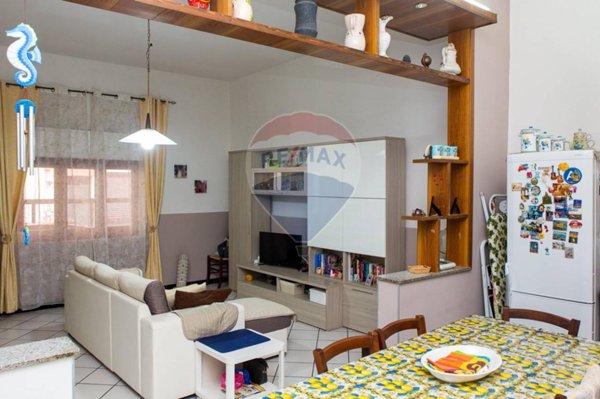 casa indipendente in vendita a Santa Maria di Licodia