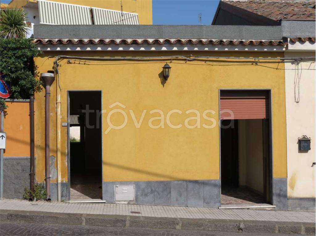 casa indipendente in vendita a Santa Venerina in zona Bongiardo