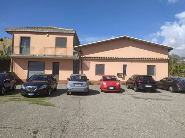 ufficio in vendita a Santa Venerina in zona Linera