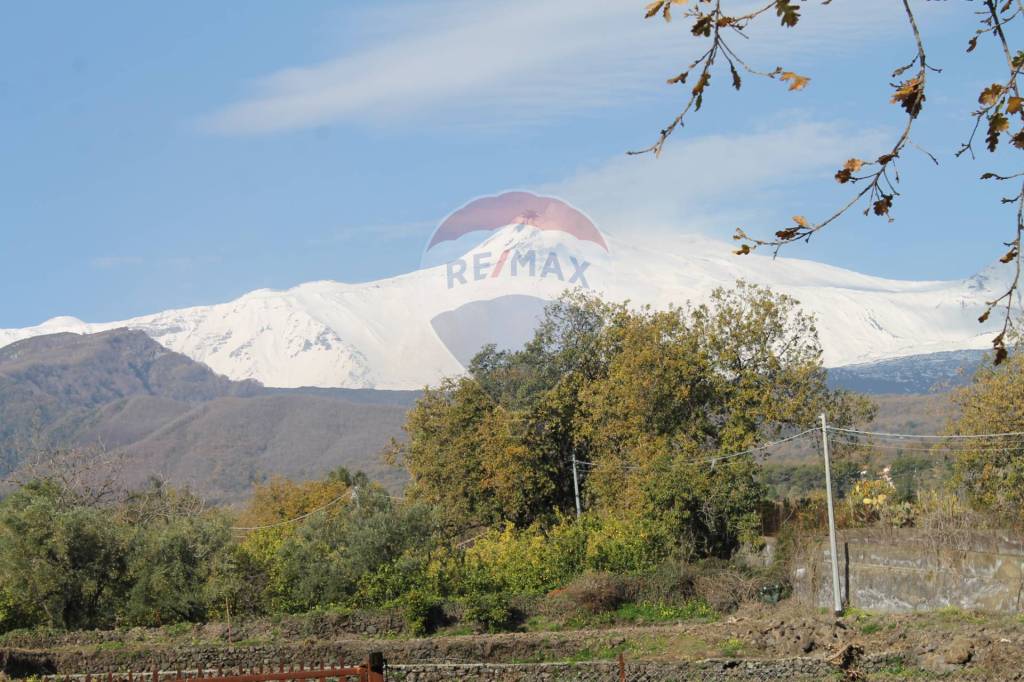 appartamento in vendita a Santa Venerina in zona Dagala del Re