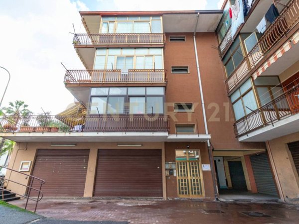 appartamento in vendita a Santa Venerina in zona Linera