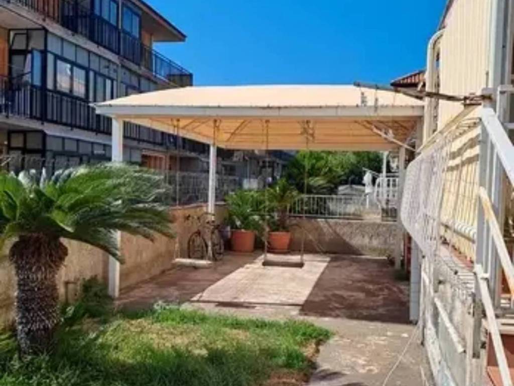 appartamento in vendita a Santa Venerina