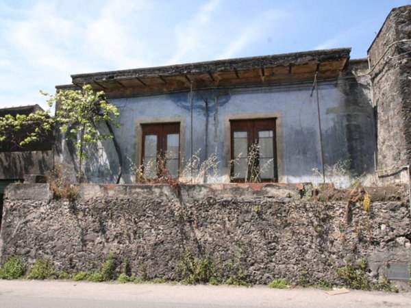 casa indipendente in vendita a Santa Venerina in zona Linera