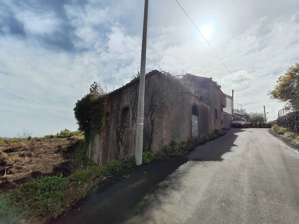 casa indipendente in vendita a Santa Venerina