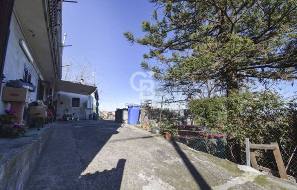 casa indipendente in vendita a Santa Venerina