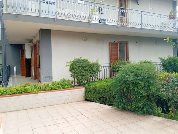 appartamento in vendita a Santa Venerina in zona Linera