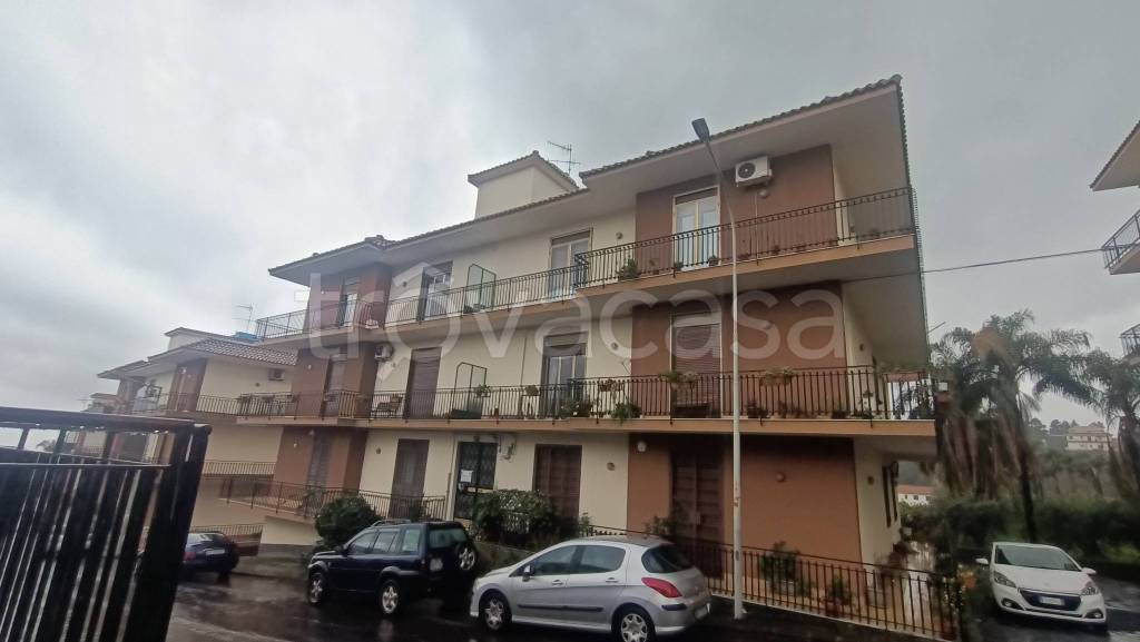 appartamento in vendita a Santa Venerina in zona Linera