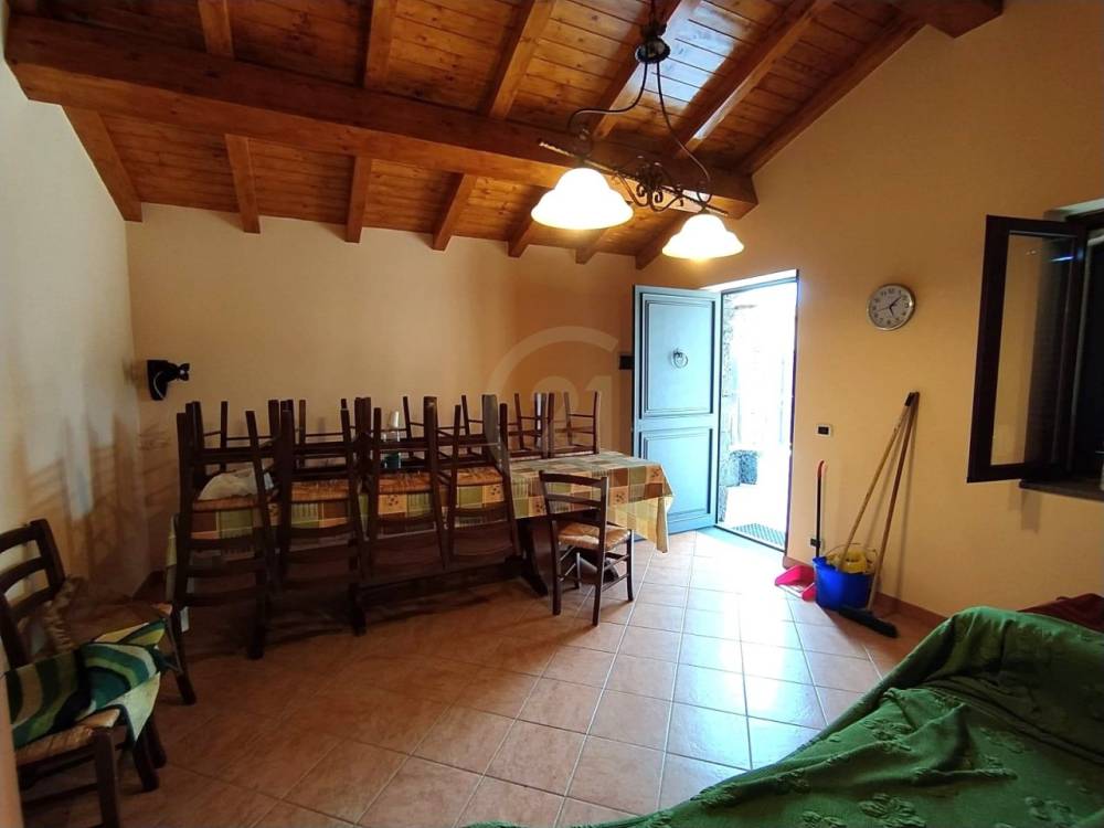 casa indipendente in vendita a Santa Venerina in zona Linera