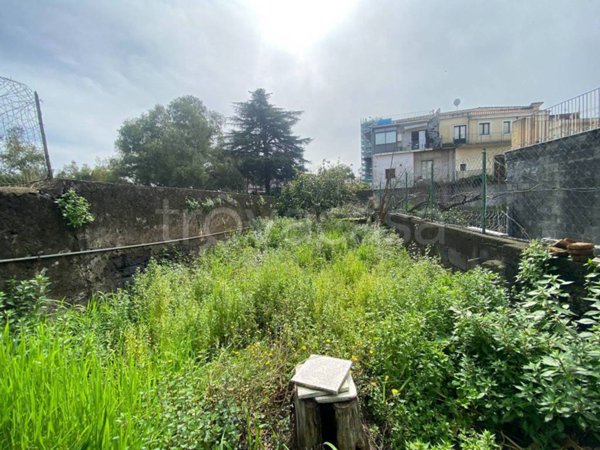 casa indipendente in vendita a Santa Venerina