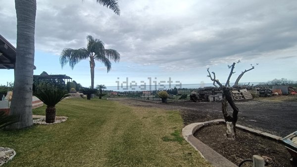 appartamento in vendita a Santa Venerina