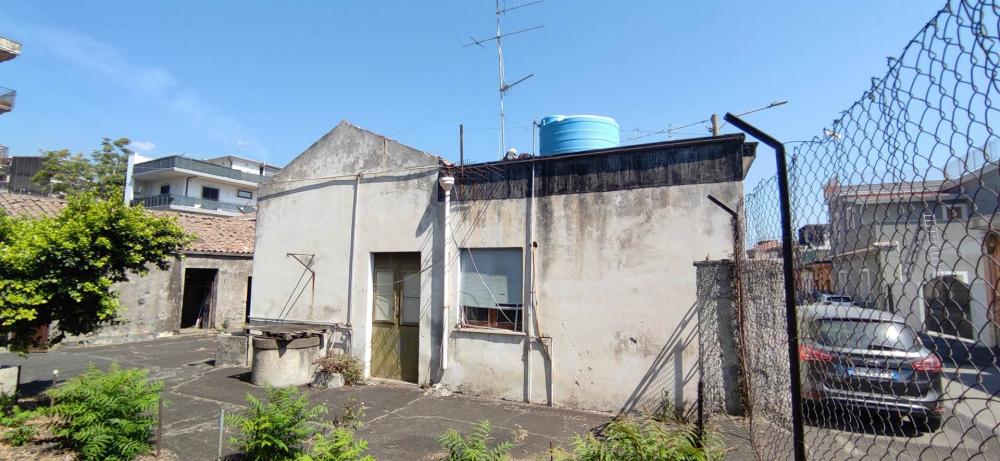 casa indipendente in vendita a Santa Venerina