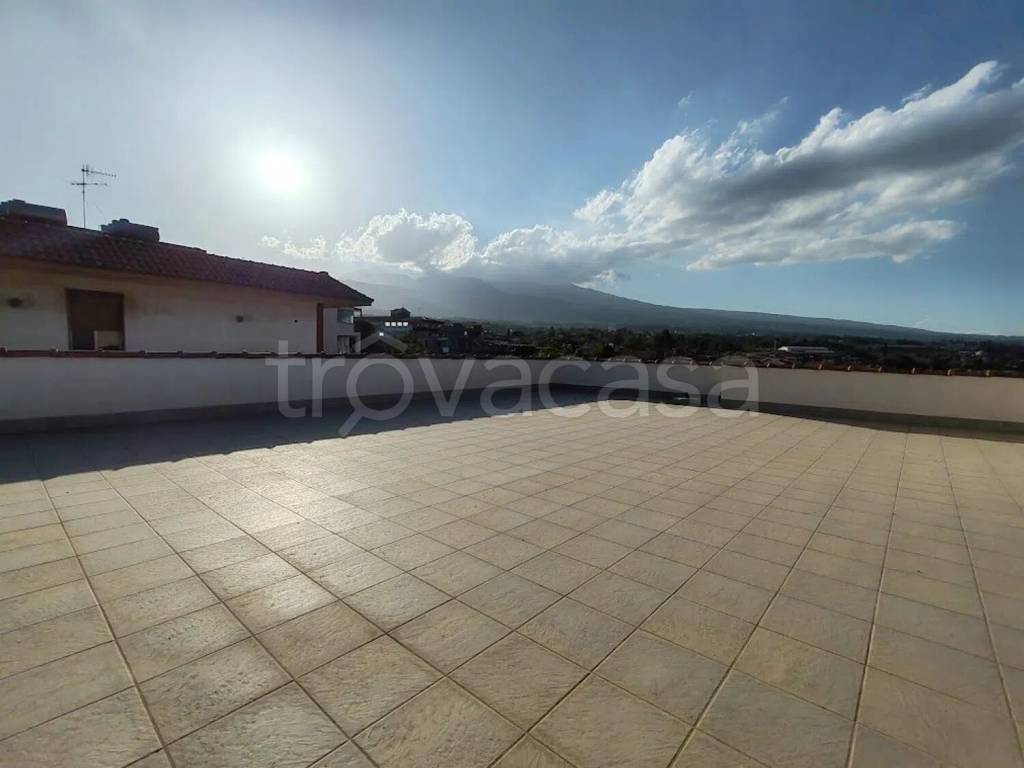 appartamento in vendita a Santa Venerina in zona Linera