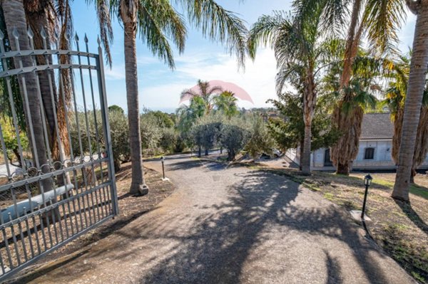 casa indipendente in vendita a Santa Venerina in zona Dagala del Re