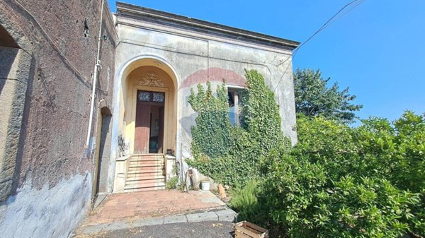 casa indipendente in vendita a Santa Venerina