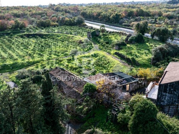 terreno agricolo in vendita a Santa Venerina
