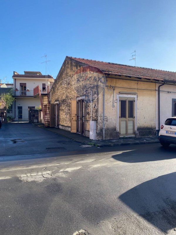 casa indipendente in vendita a Santa Venerina in zona Linera