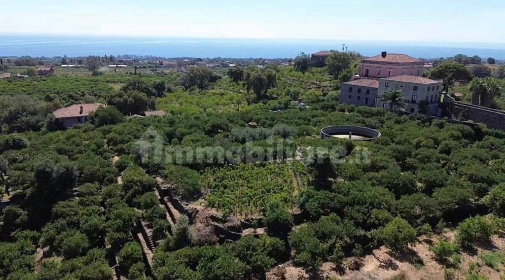terreno agricolo in vendita a Santa Venerina
