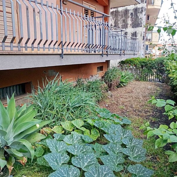 appartamento in vendita a Santa Venerina in zona Linera