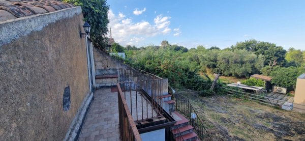 casa indipendente in vendita a Santa Venerina