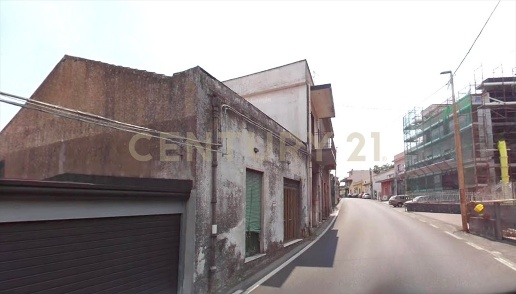 casa indipendente in vendita a Santa Venerina