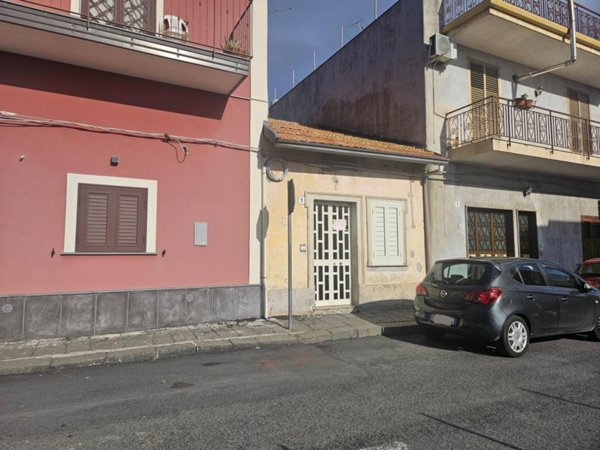 casa indipendente in vendita a Santa Venerina in zona Linera
