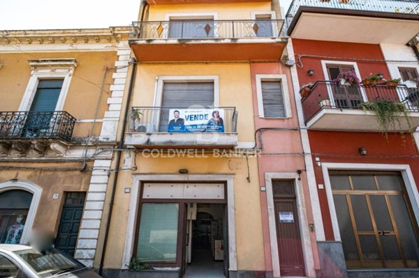 casa indipendente in vendita a Santa Venerina