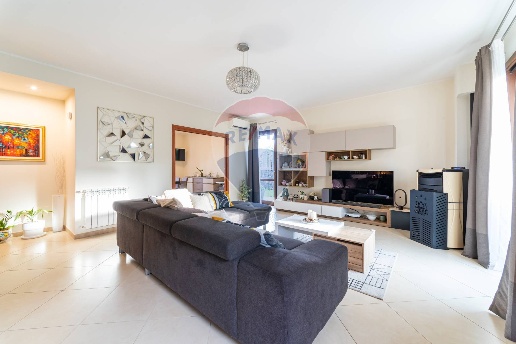 casa indipendente in vendita a Santa Venerina