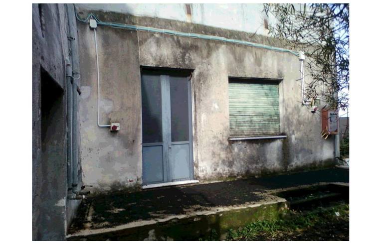 casa indipendente in vendita a Santa Venerina