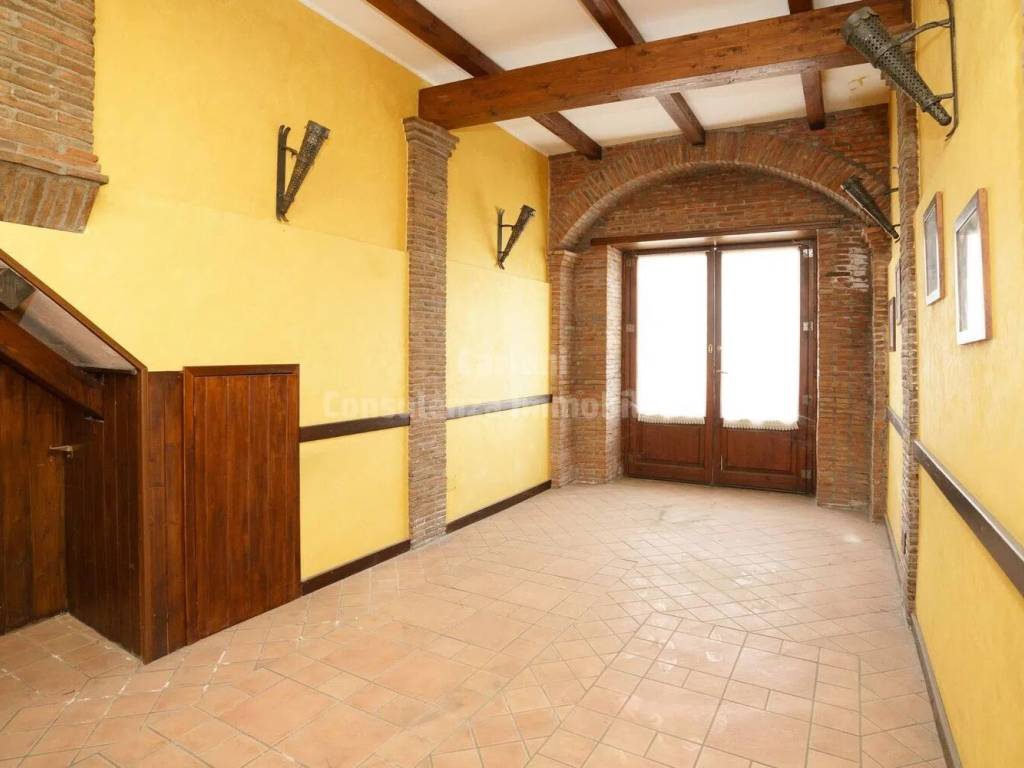 negozio in vendita a Santa Venerina