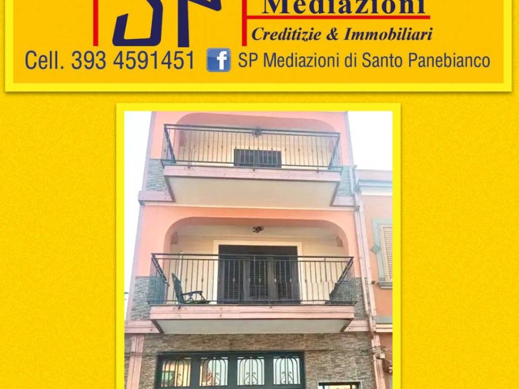 casa indipendente in vendita a Santa Venerina