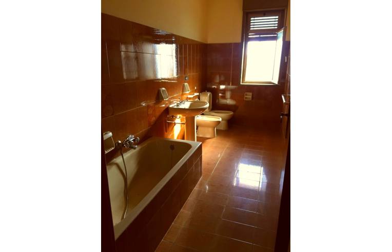 appartamento in vendita a Santa Venerina in zona Linera