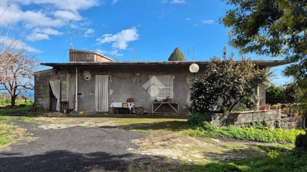 terreno agricolo in vendita a Santa Venerina