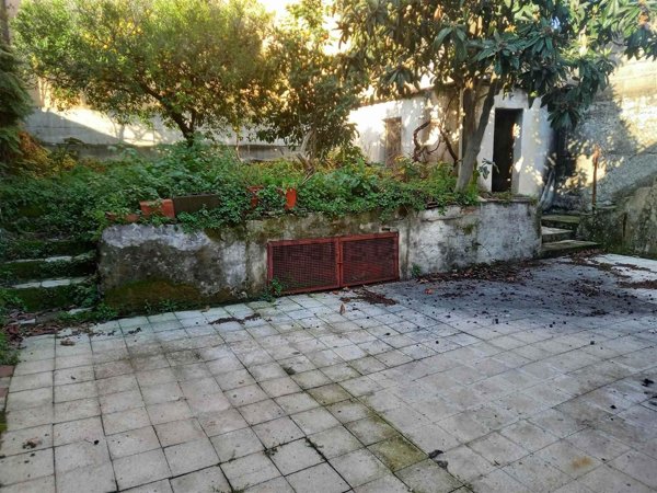 casa indipendente in vendita a Santa Venerina