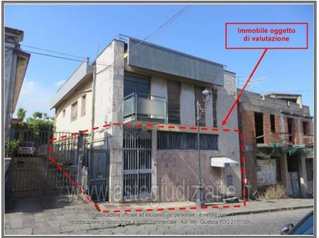 negozio in vendita a Santa Venerina