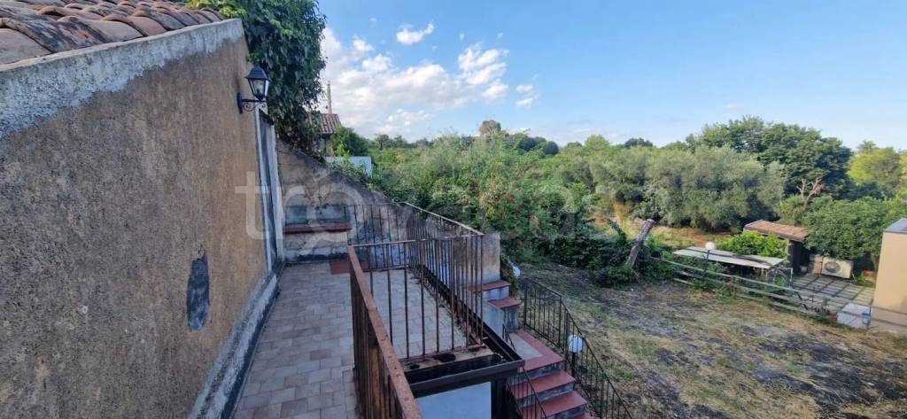 casa indipendente in vendita a Santa Venerina in zona Bongiardo