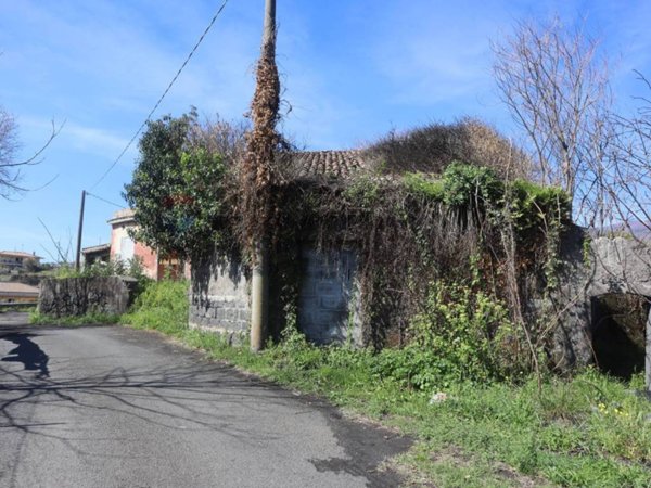 casale in vendita a Santa Venerina in zona Dagala del Re