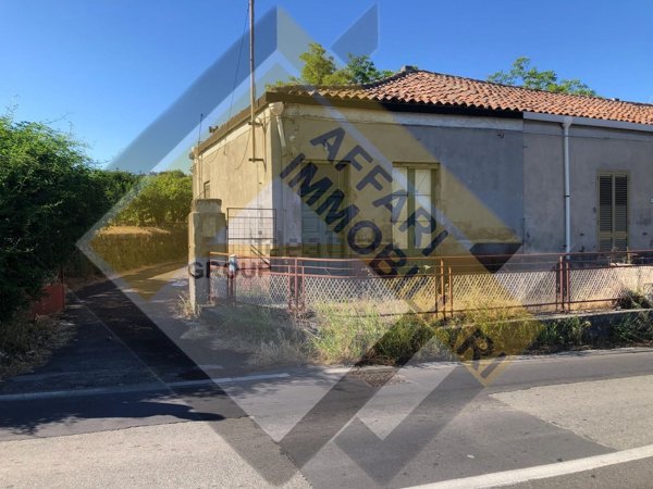 casa semindipendente in vendita a Santa Venerina in zona Dagala del Re