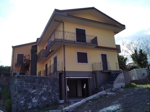 casa indipendente in vendita a Santa Venerina in zona Linera