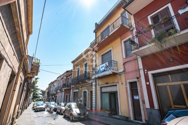 casa indipendente in vendita a Santa Venerina in zona Bongiardo