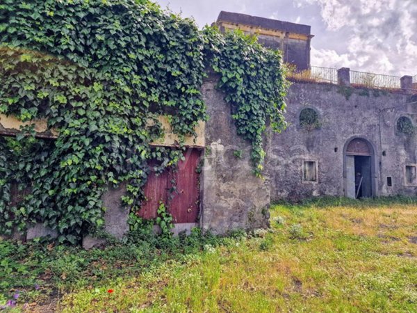 locale commerciale in vendita a Santa Venerina in zona Bongiardo