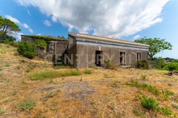 casa indipendente in vendita a Santa Venerina in zona Dagala del Re