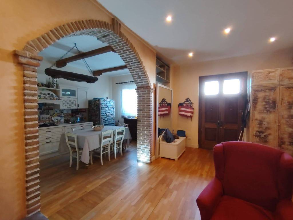 appartamento in vendita a Santa Venerina in zona Bongiardo
