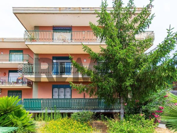 appartamento in vendita a Santa Venerina in zona Bongiardo