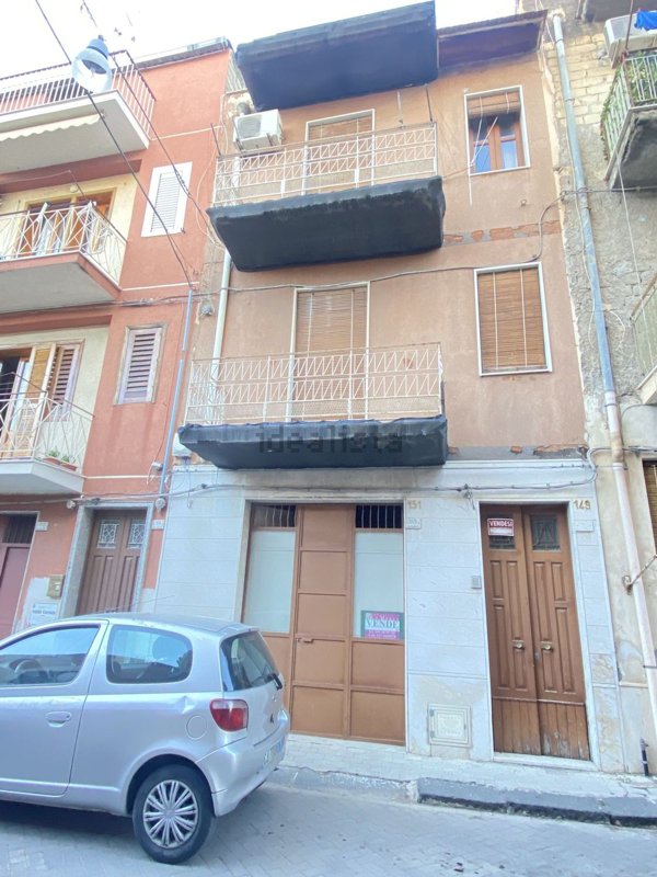 casa indipendente in vendita a Scordia