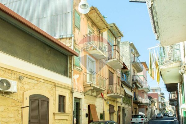 casa indipendente in vendita a Scordia