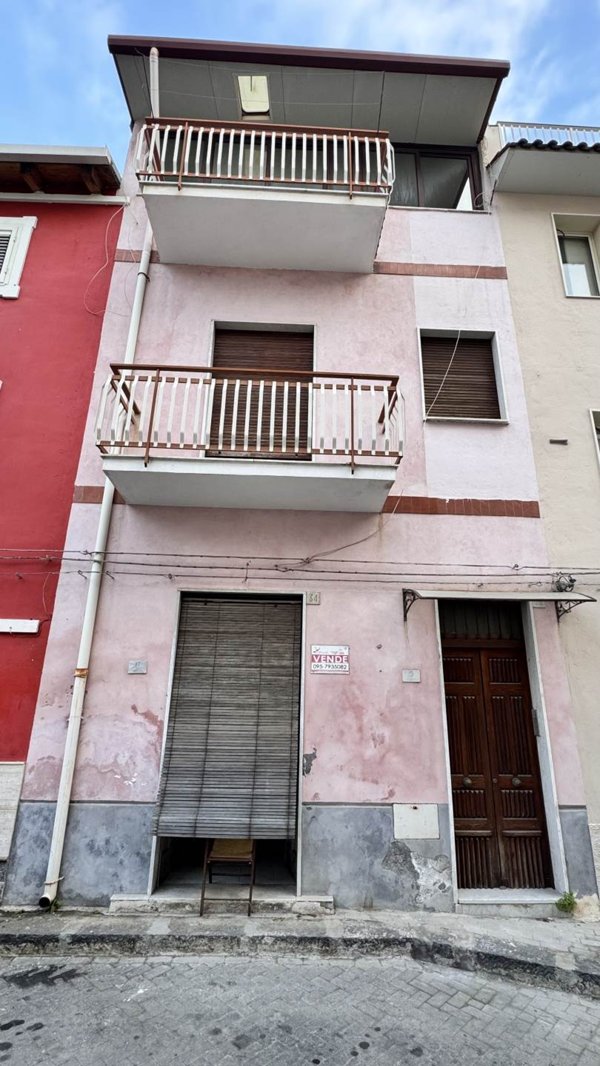 casa indipendente in vendita a Scordia