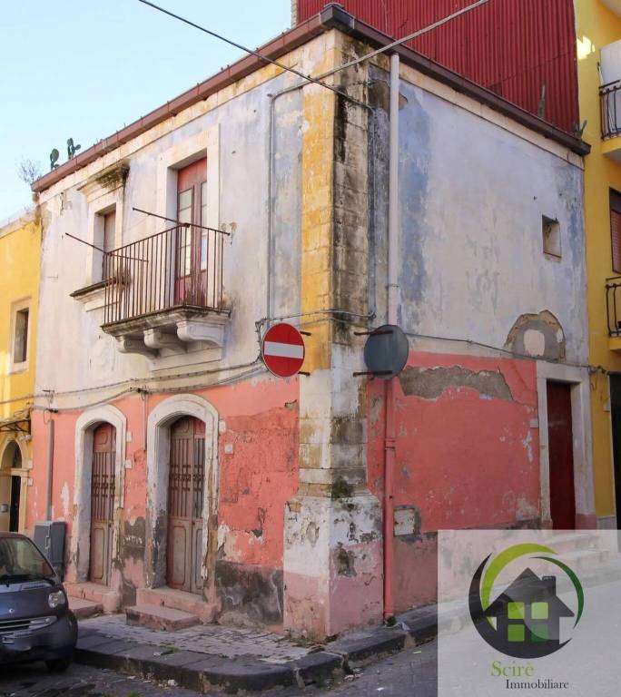 casa indipendente in vendita a Scordia