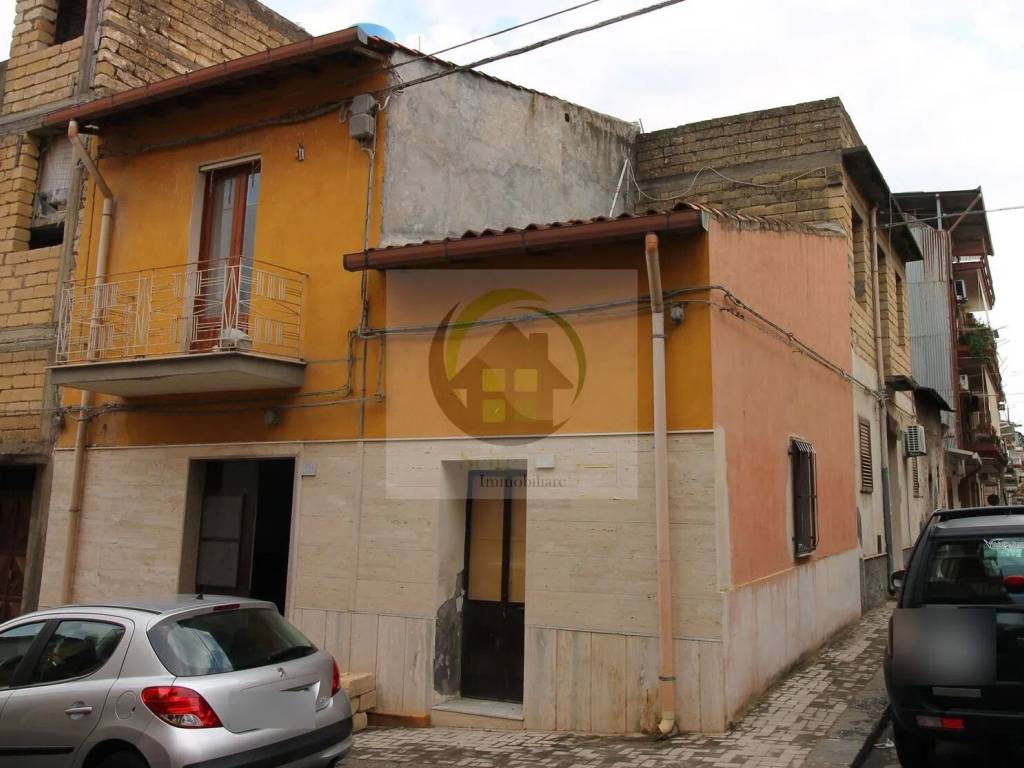 casa indipendente in vendita a Scordia