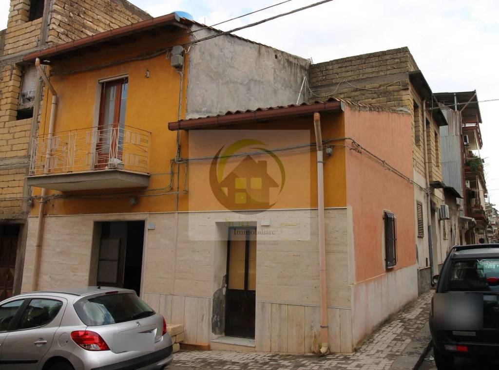 casa indipendente in vendita a Scordia